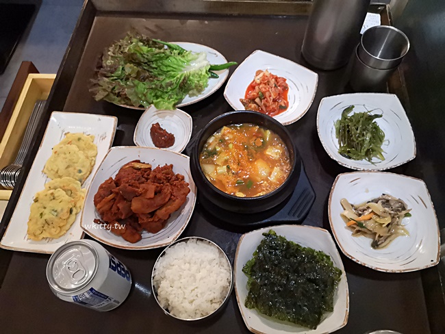 【首爾定食】The Simple Table(Coex商場),7菜1湯滿滿只要8000 @小環妞 幸福足跡