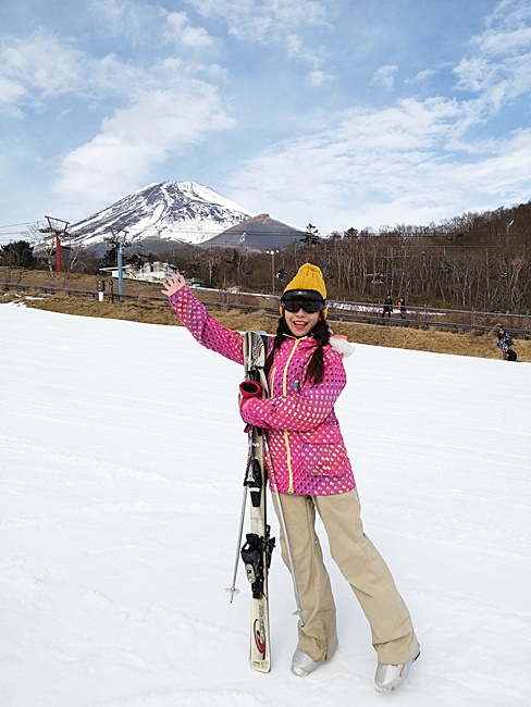 【東京滑雪一日遊】富士山二合目Yeti滑雪場,初學者推薦,輕鬆學會! @小環妞 幸福足跡