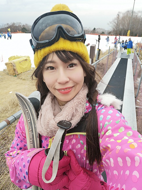 【東京滑雪一日遊】富士山二合目Yeti滑雪場,初學者推薦,輕鬆學會! @小環妞 幸福足跡