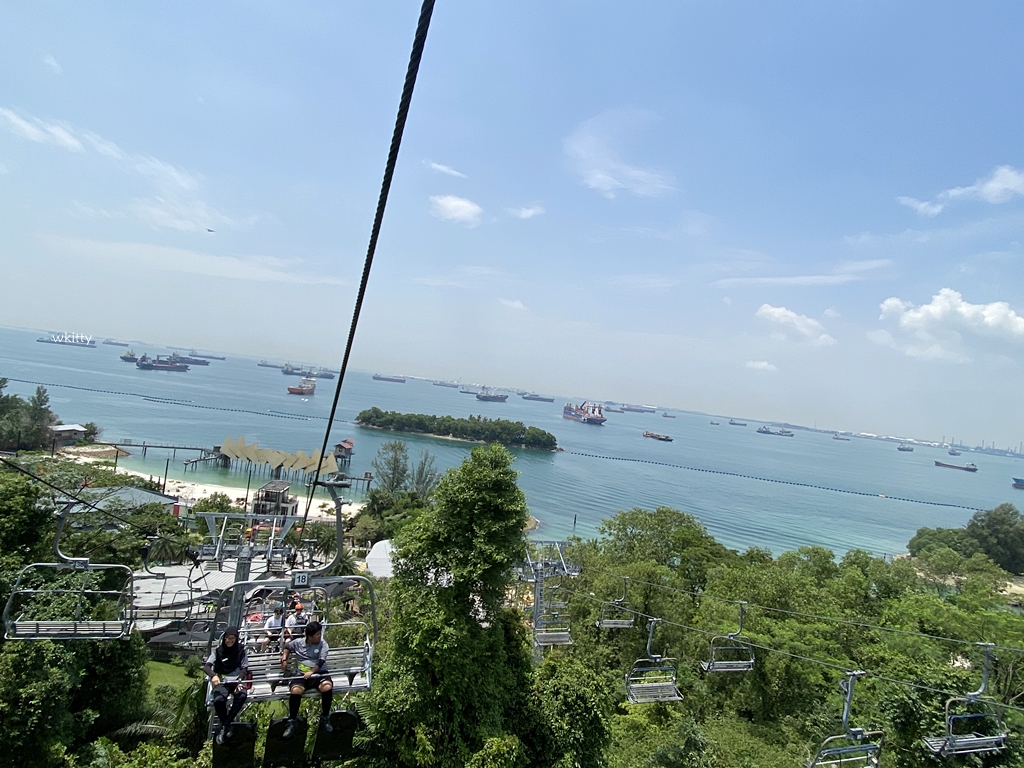 【新加坡聖淘沙景點】斜坡滑車+空中吊車,聖淘沙超必玩設施,小孩也好愛 @小環妞 幸福足跡