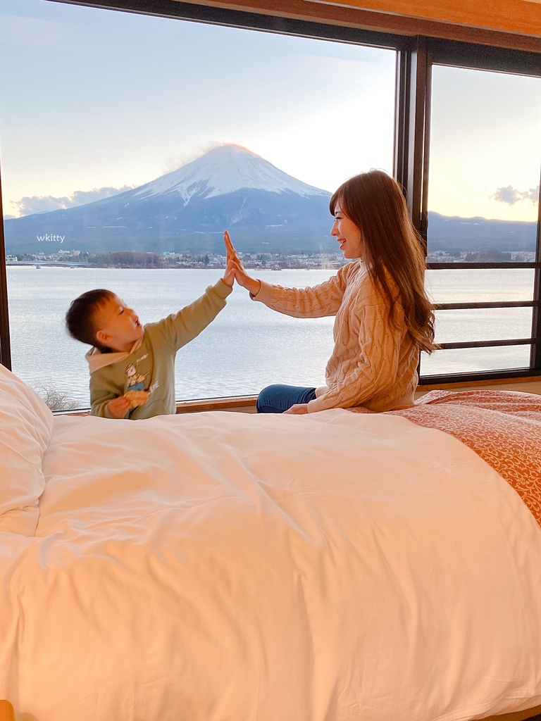 【河口湖住宿】秀峰閣湖月,要有多幸運才訂的到房,房間內可看到超完整富士山 @小環妞 幸福足跡