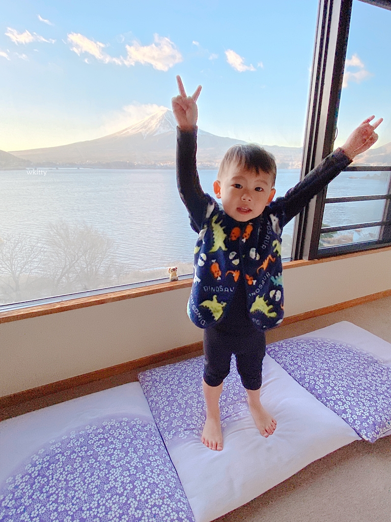 【河口湖住宿】秀峰閣湖月,要有多幸運才訂的到房,房間內可看到超完整富士山 @小環妞 幸福足跡